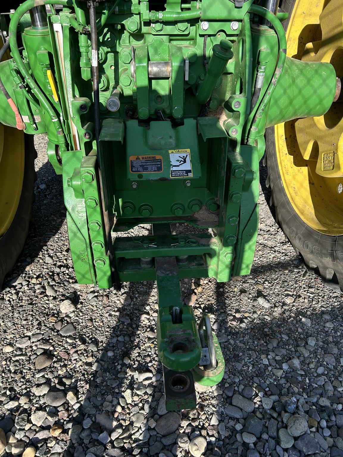 2022 John Deere 7R 210 Image