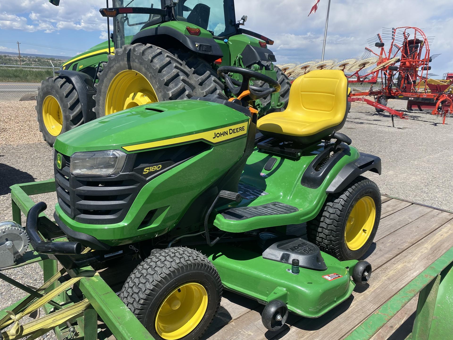 2023 John Deere S180