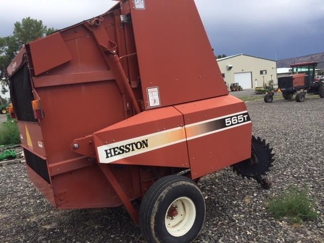 2000 Hesston 565T