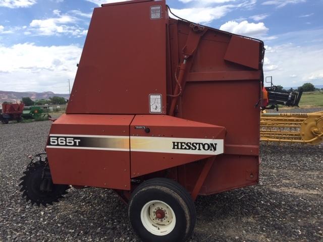 2000 Hesston 565T