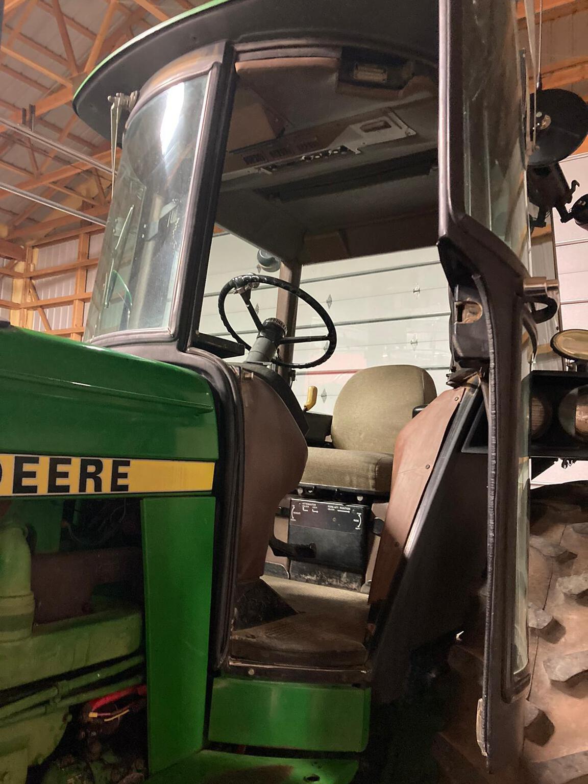 1984 John Deere 4450