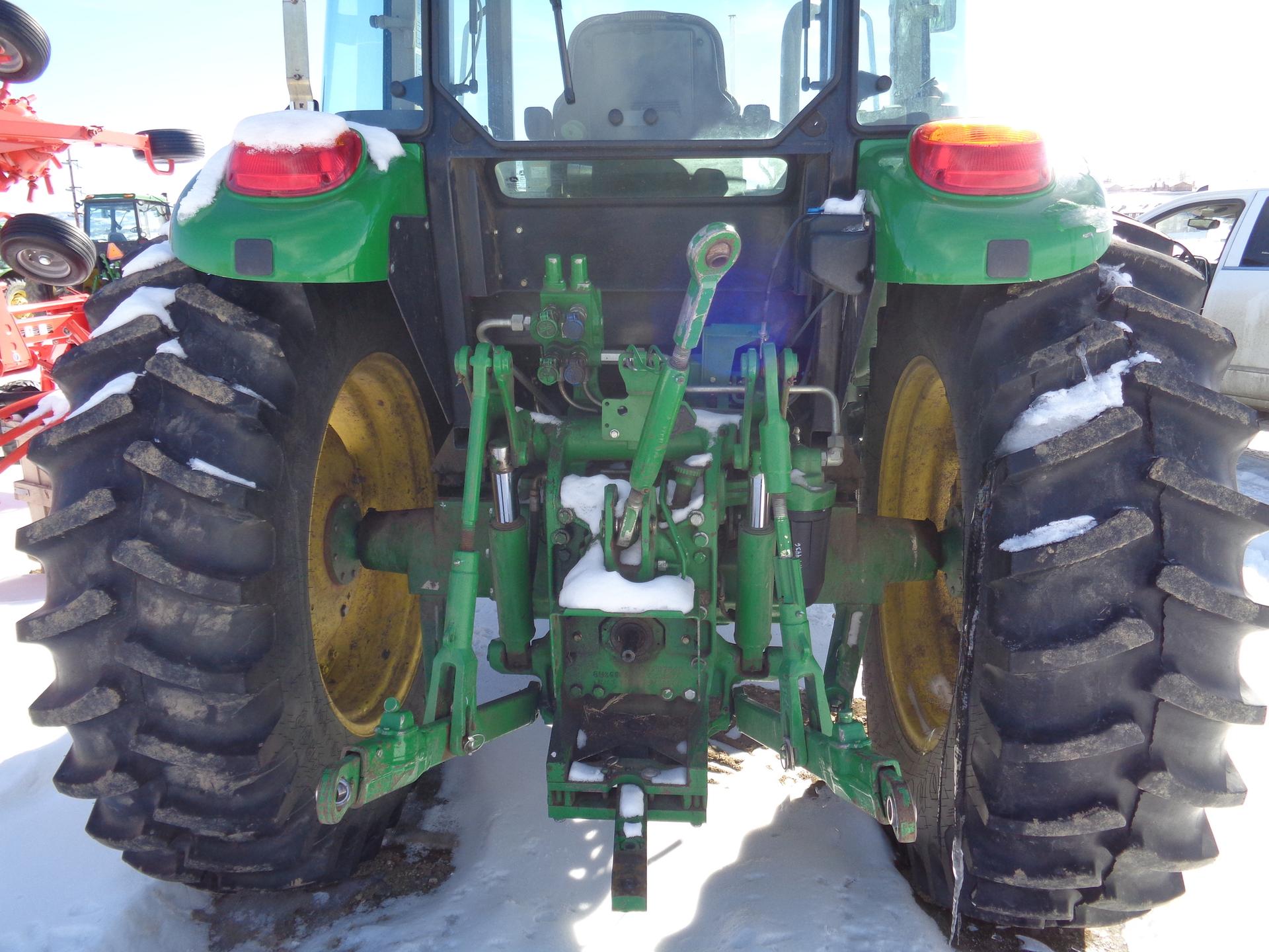 2013 John Deere 6115D Image