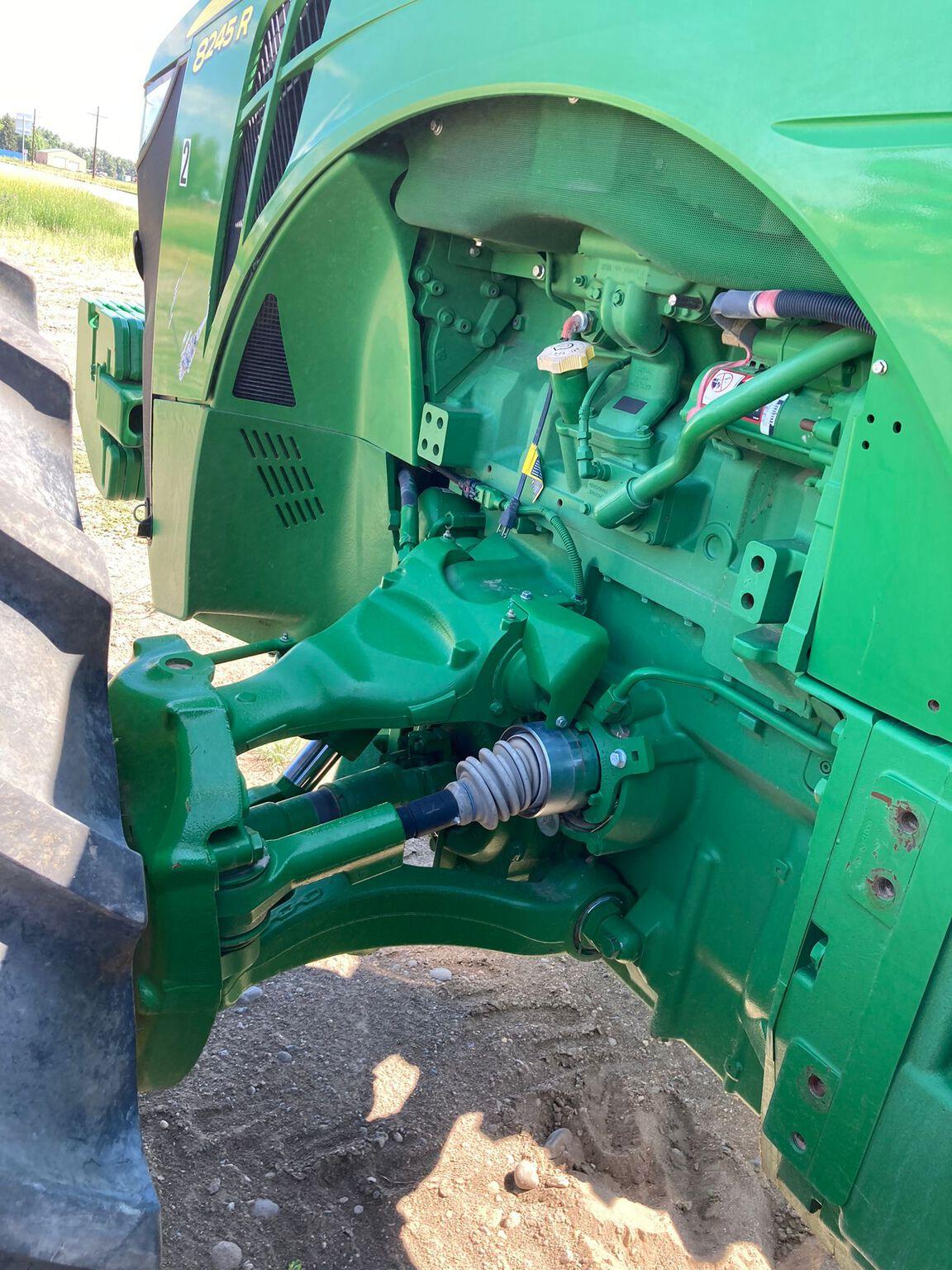 2019 John Deere 8245R