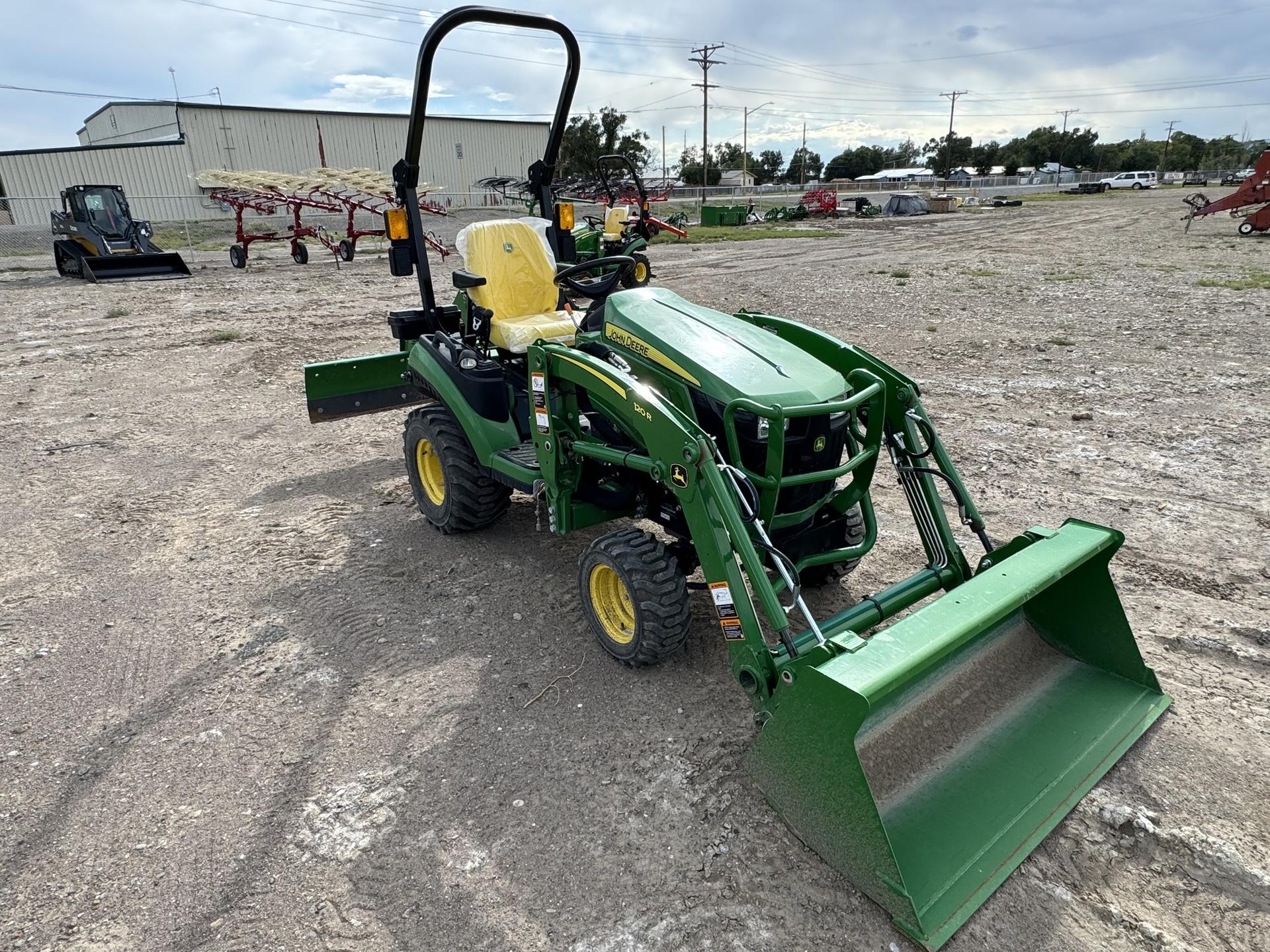 2020 John Deere 1025R