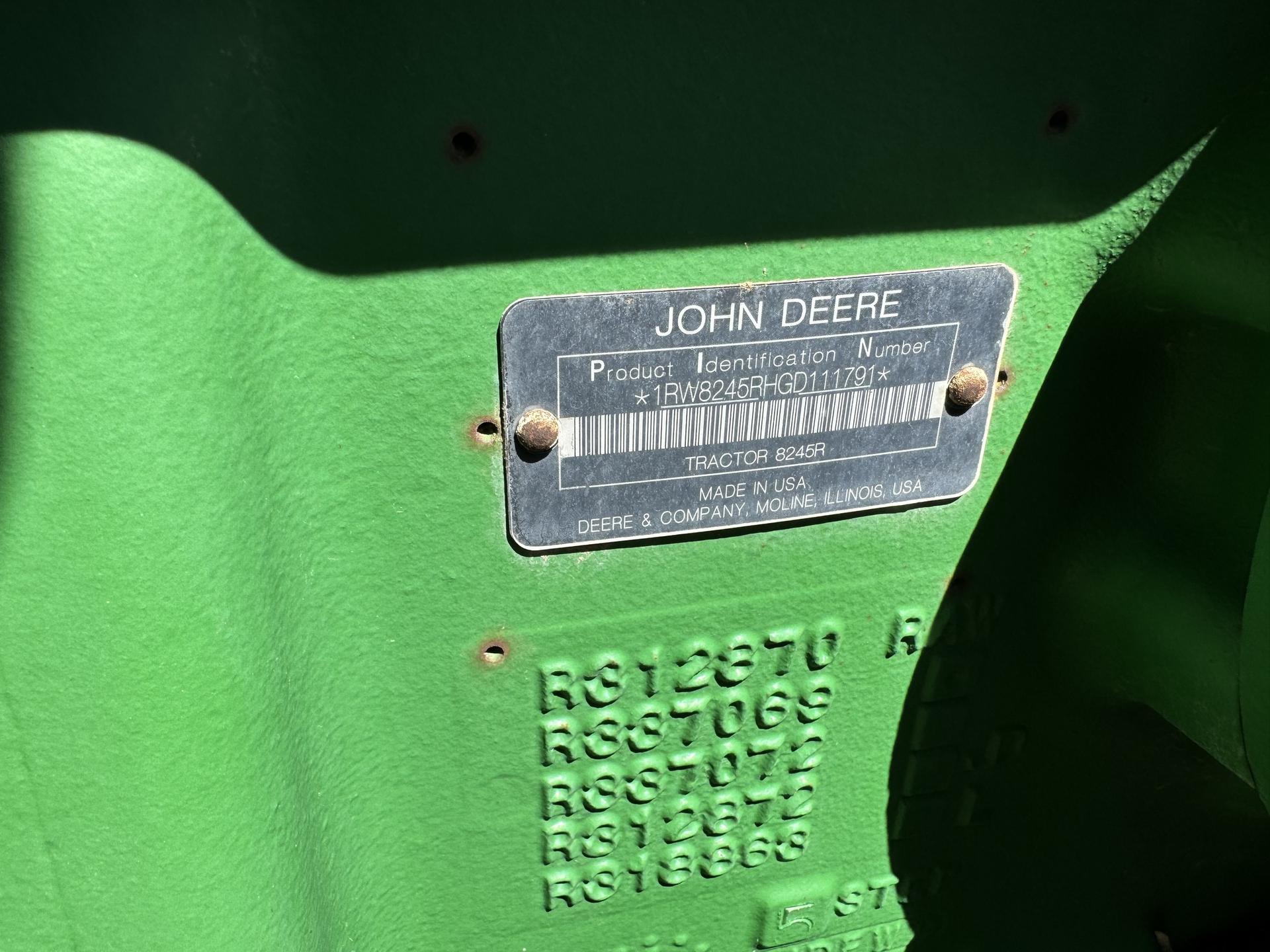 2016 John Deere 8245R