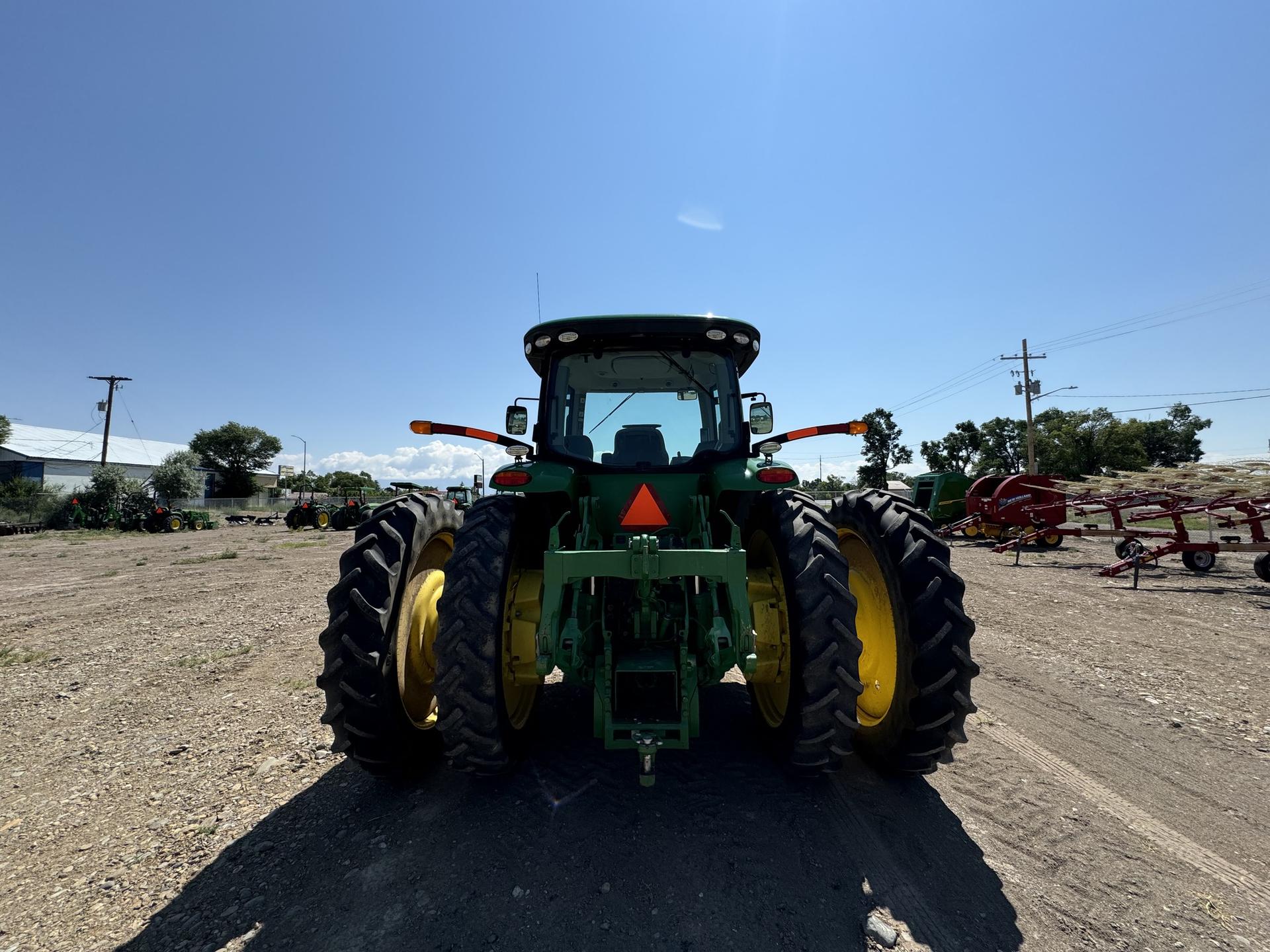 2016 John Deere 8245R