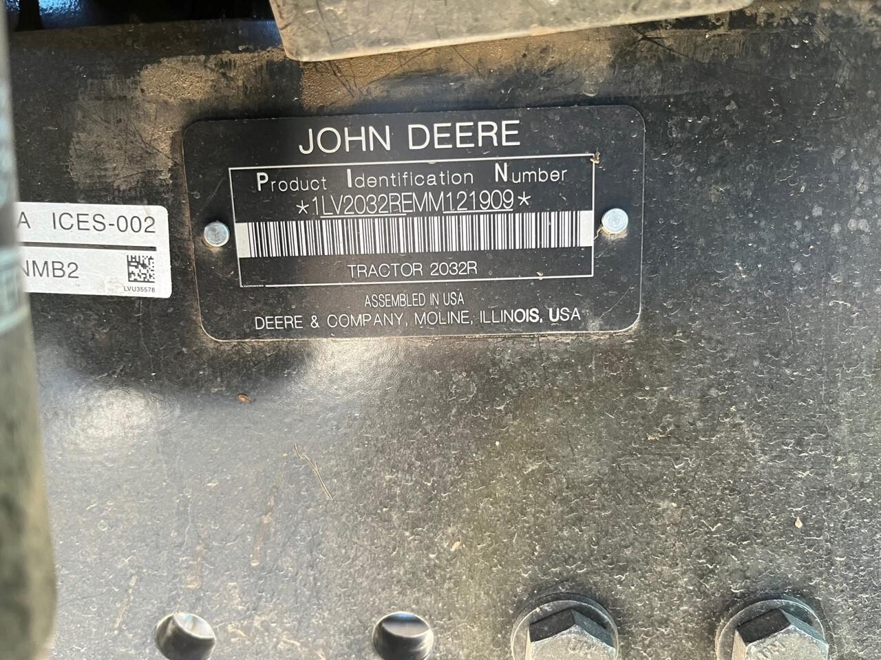 2021 John Deere 2032R