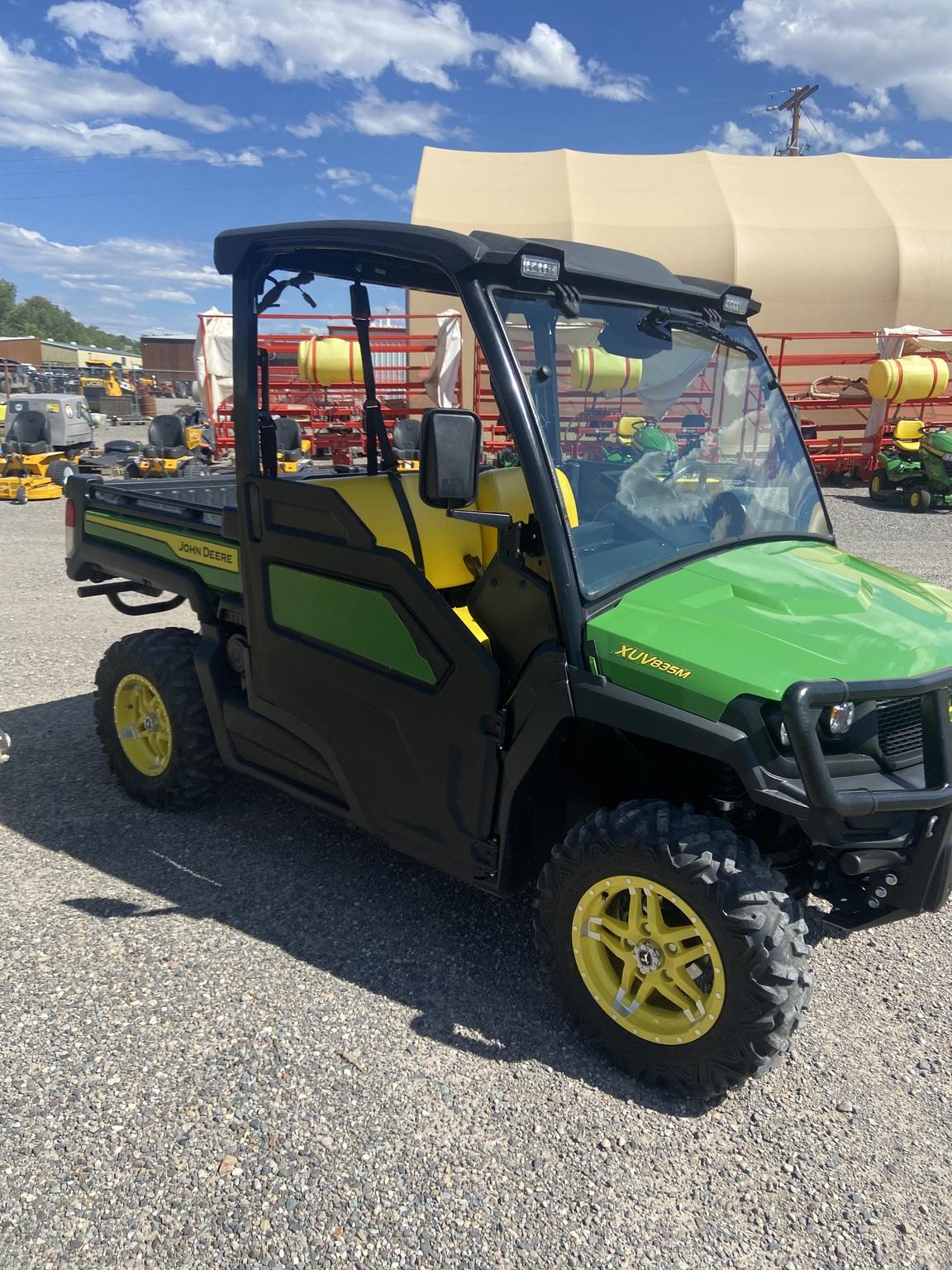 2021 John Deere XUV835M