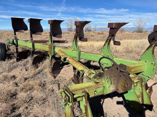 1994 John Deere 4000 Image