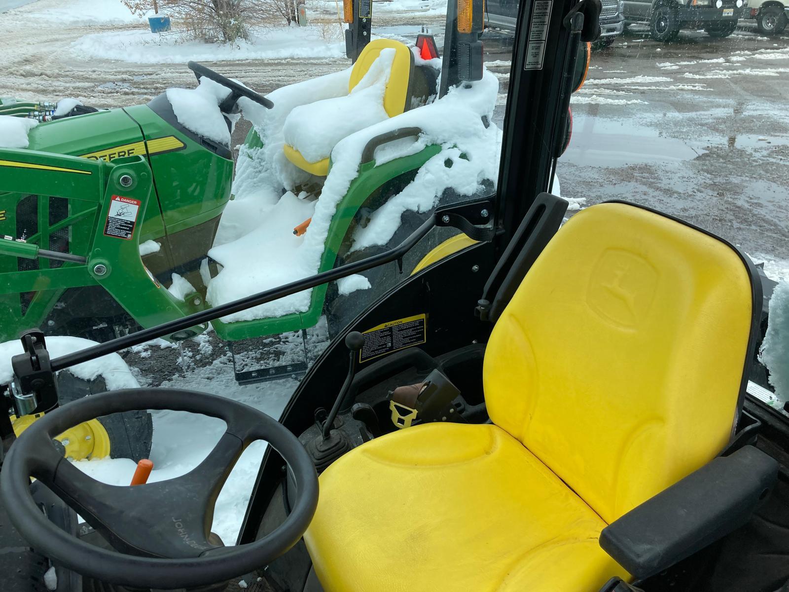 2020 John Deere 1025R