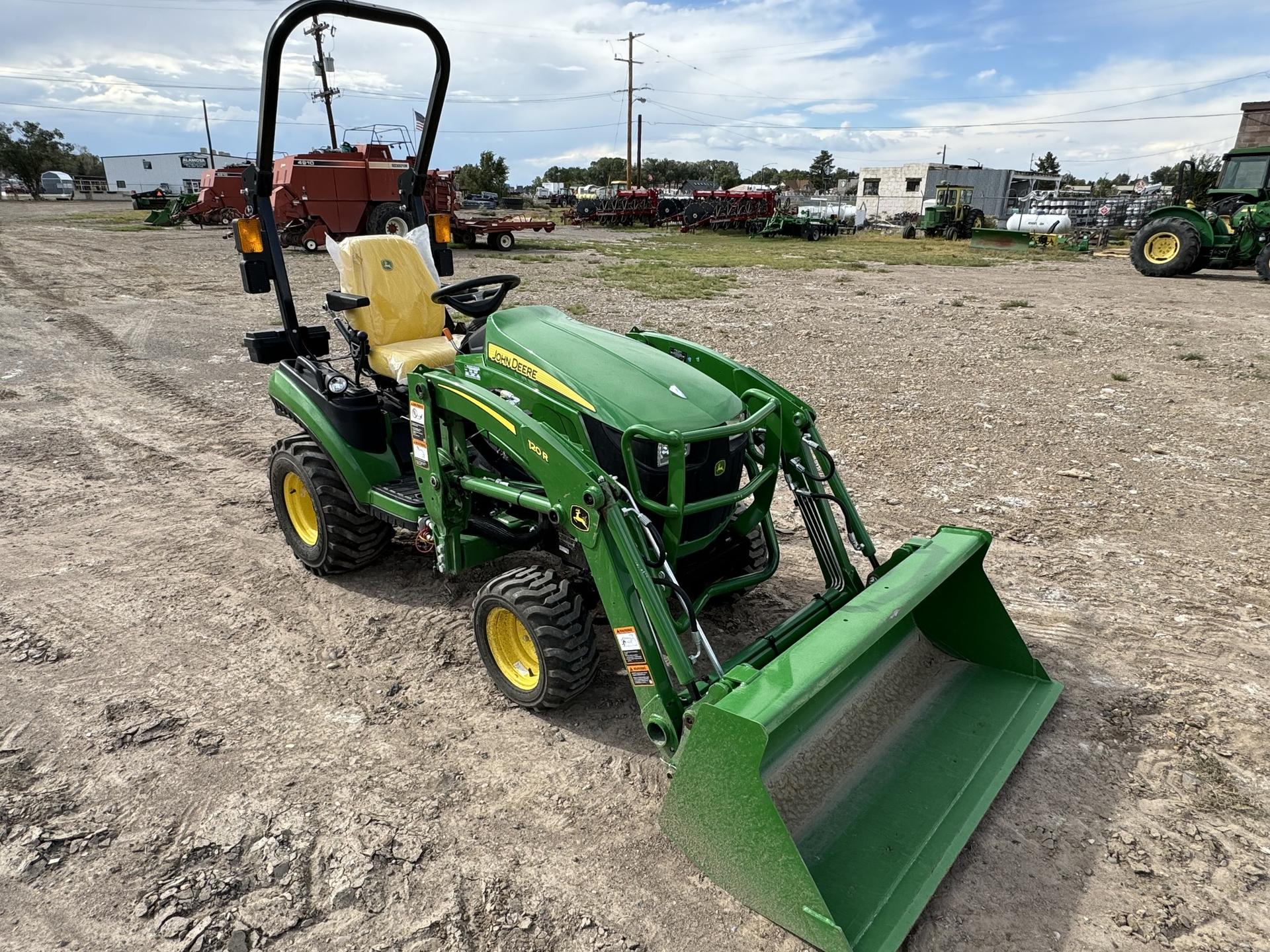 2021 John Deere 1025R