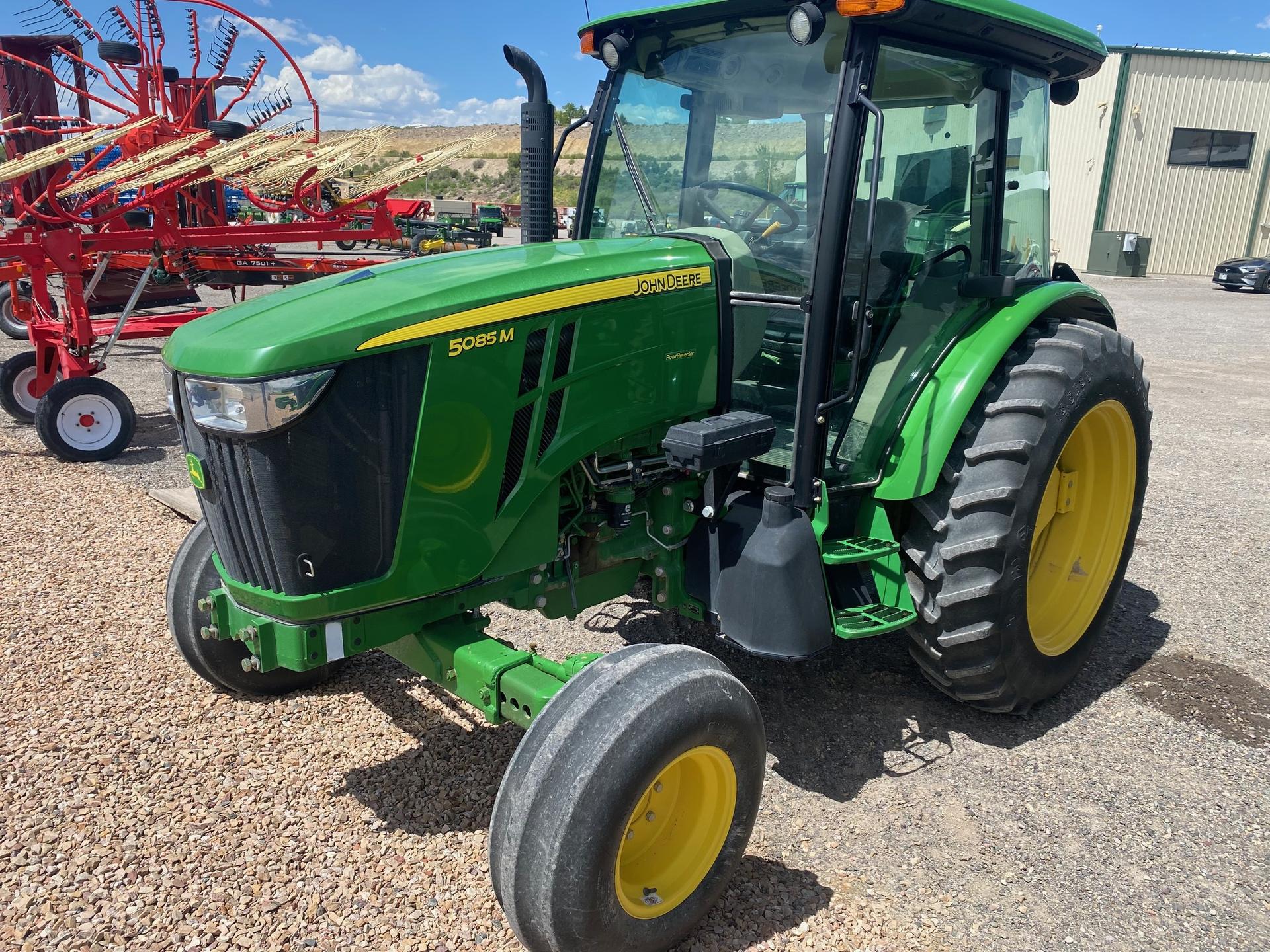 2012 John Deere 5085M