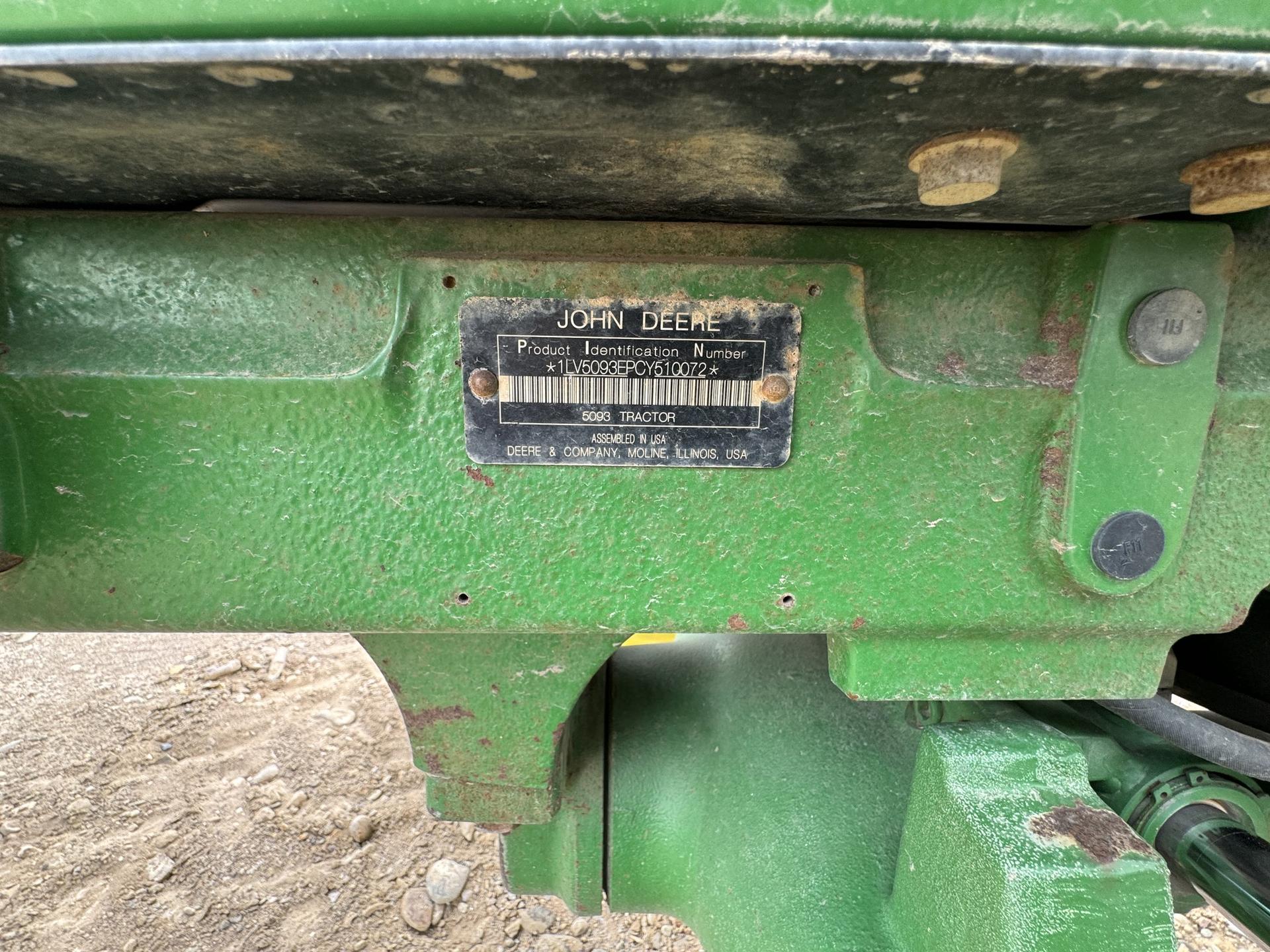 2012 John Deere 5093E