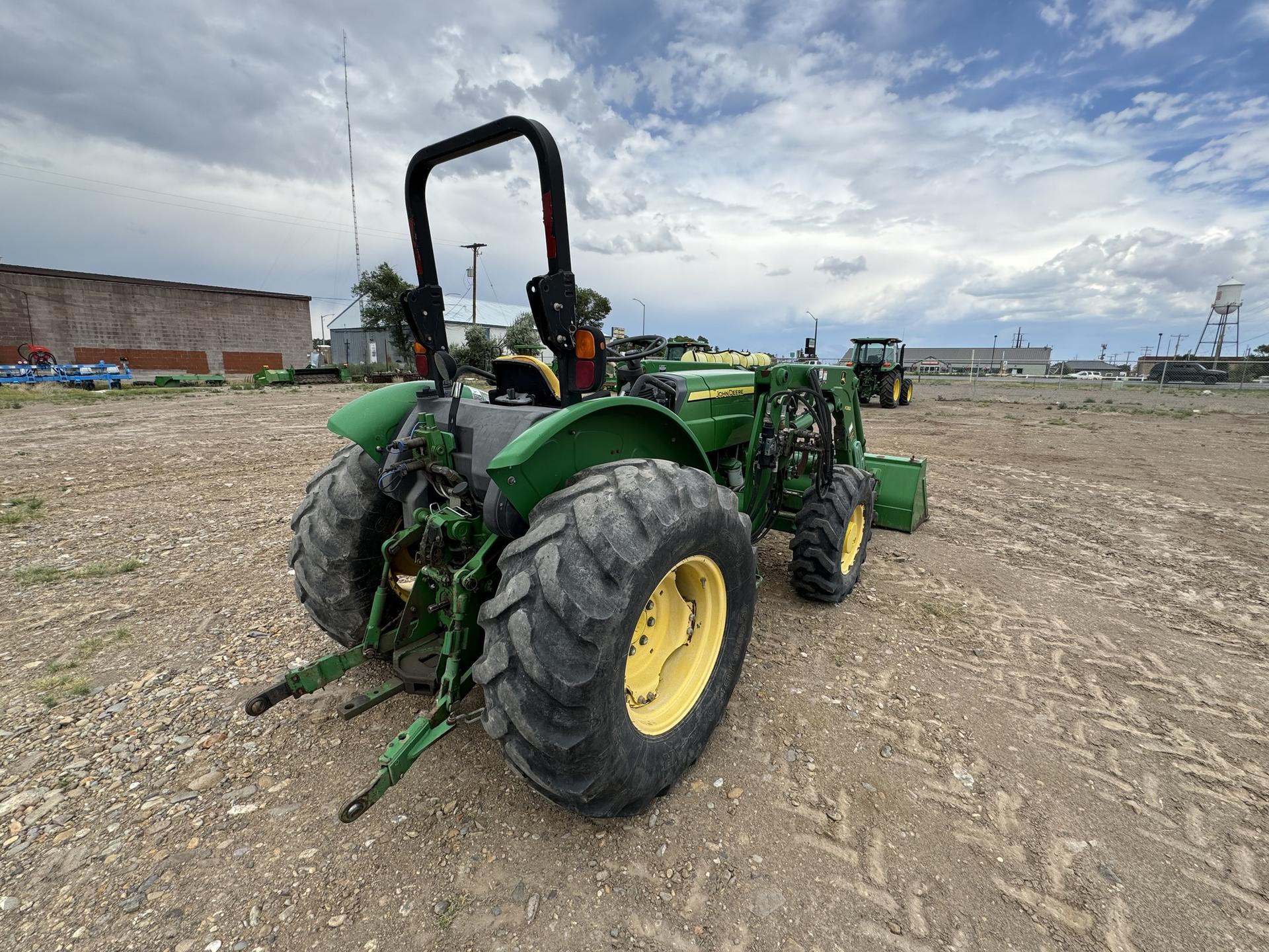 2012 John Deere 5093E