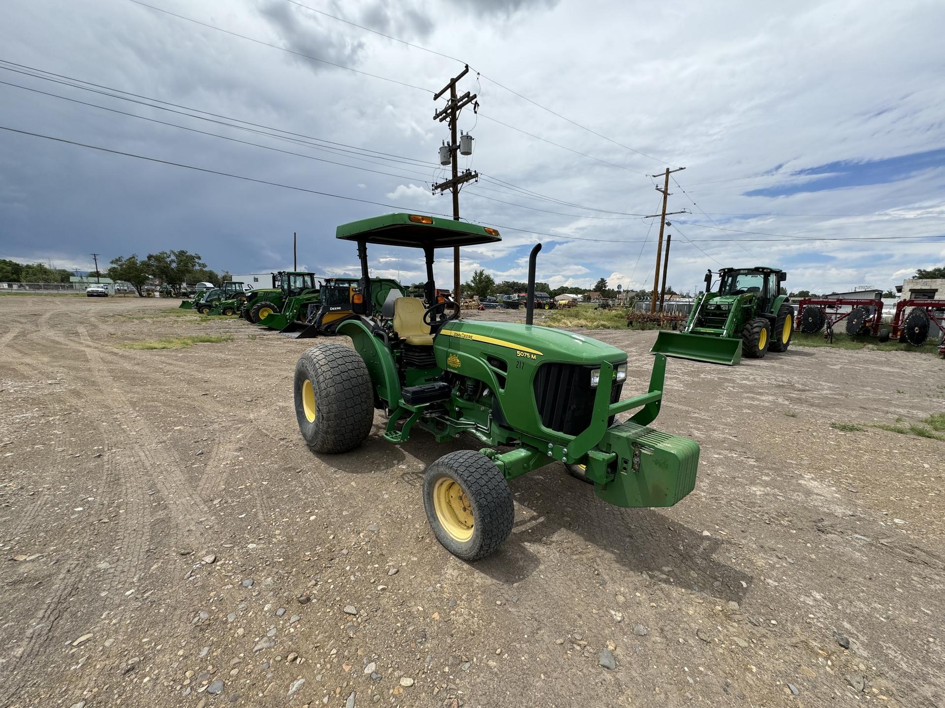 2012 John Deere 5075M