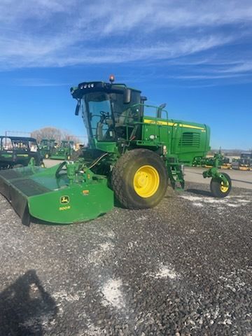 2017 John Deere W235 Image