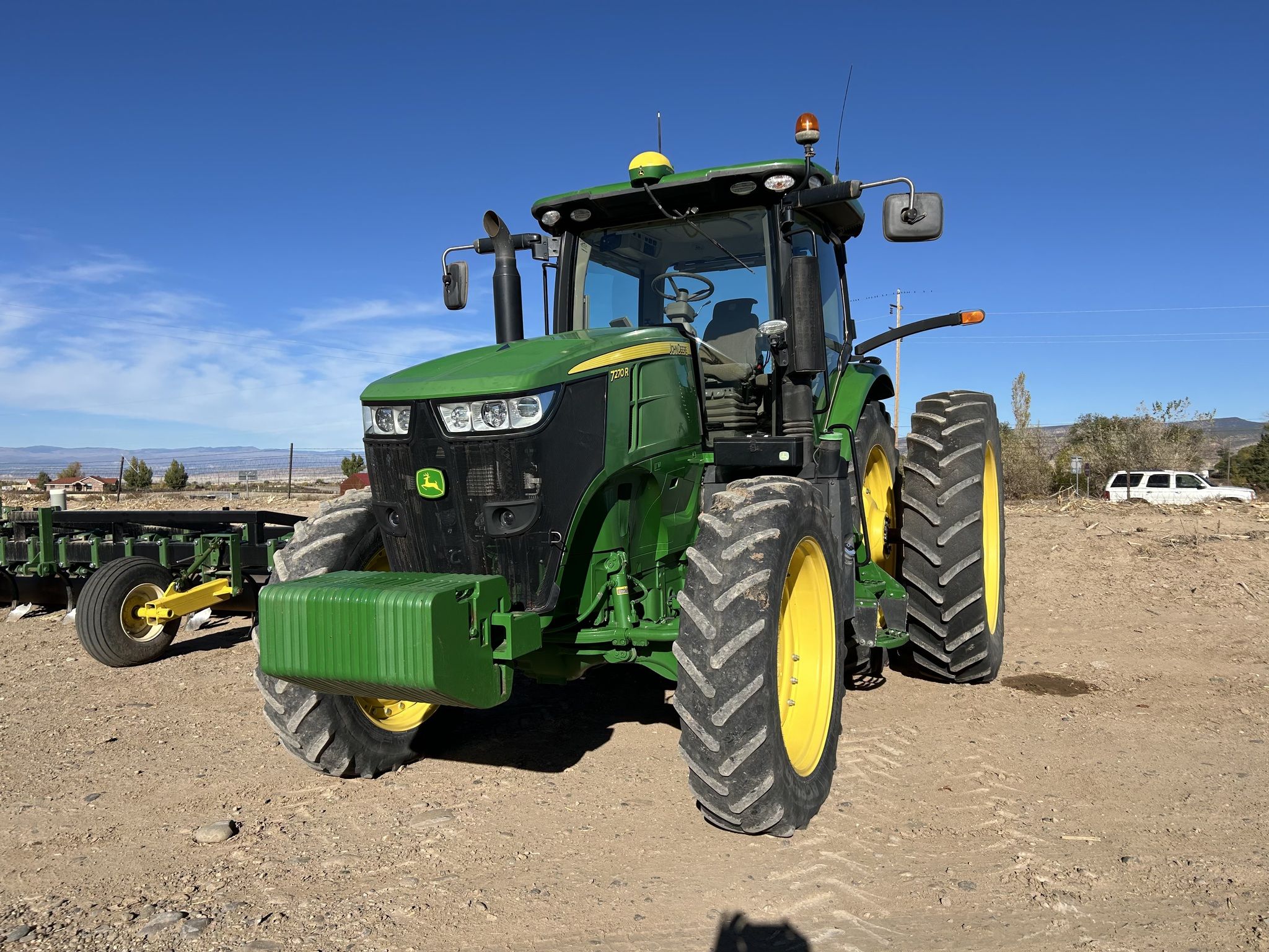 2017 John Deere 7270R Image