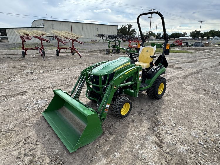 2021 John Deere 1025R Image