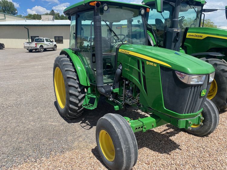 2012 John Deere 5085M